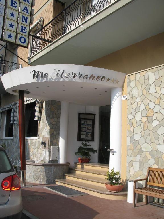 Hotel Residence Mediterraneo Diano Marina Bagian luar foto